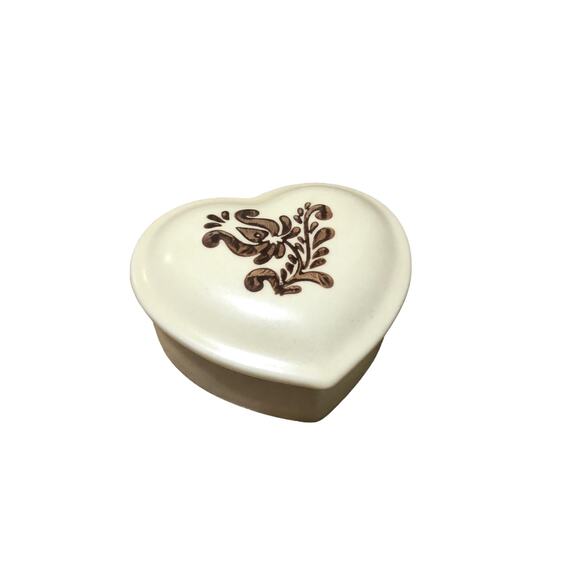 Vintage Pfaltzfraff Yellow Brown Haind Painted Heart Trinket Box - Picture 1 of 6
